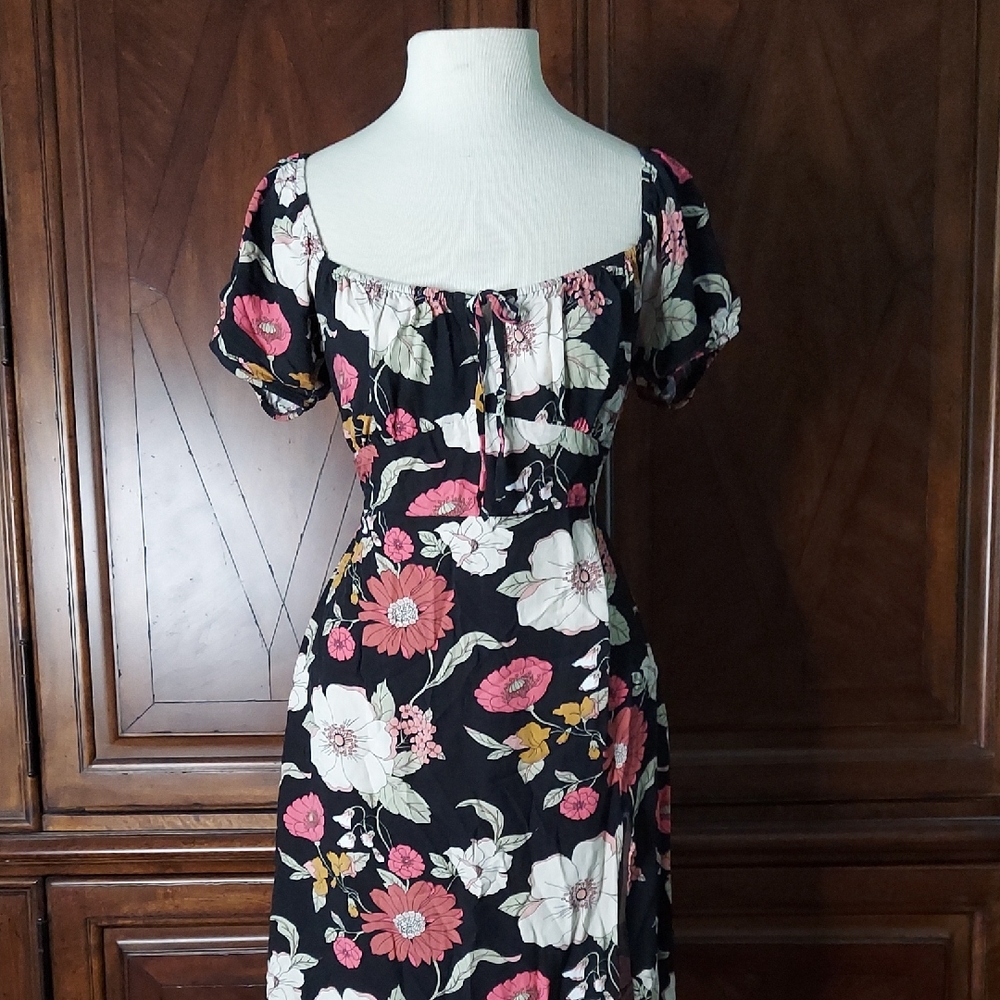 Forever 21 Black and Pink Ruffled Midi Sundress - size L